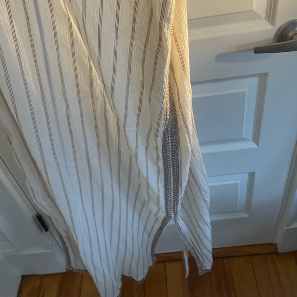 Garnet Hill Cover-up - Picture 2 of 16